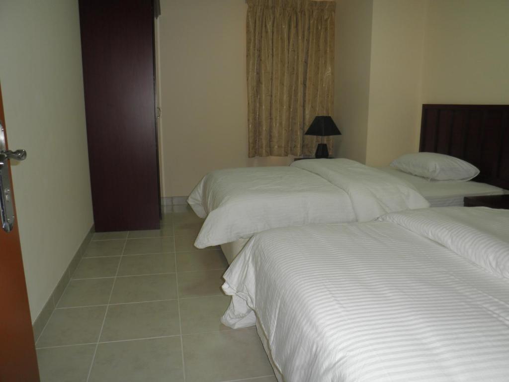 Hamasa Plaza Hotel Al Buraimi Phòng bức ảnh